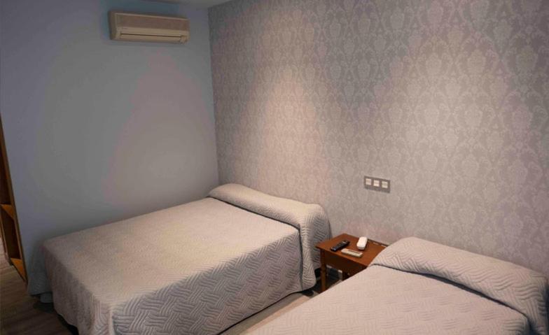 Hotel Simancas Bagian luar foto