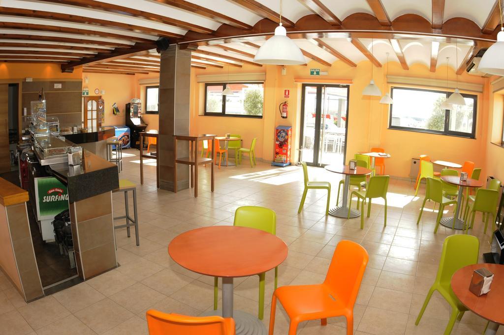 Hotel Simancas Bagian luar foto