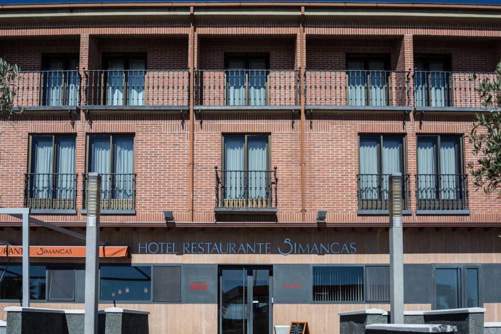 Hotel Simancas Bagian luar foto